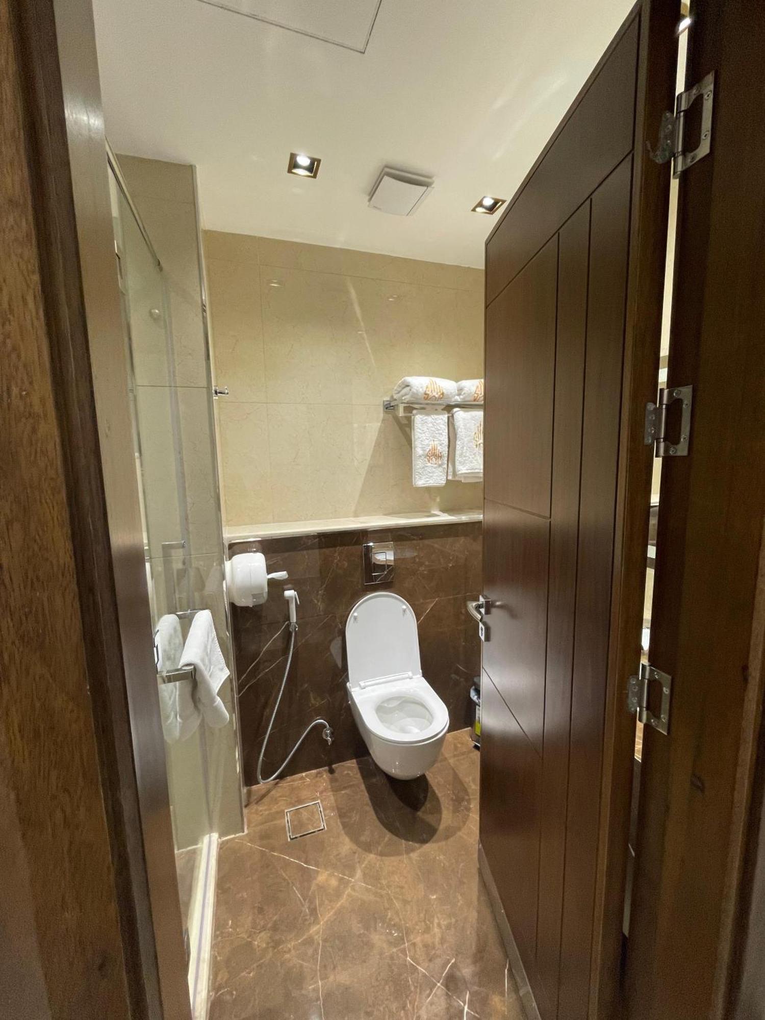 Отель Soho Midtown Ash Shumaysani Экстерьер фото