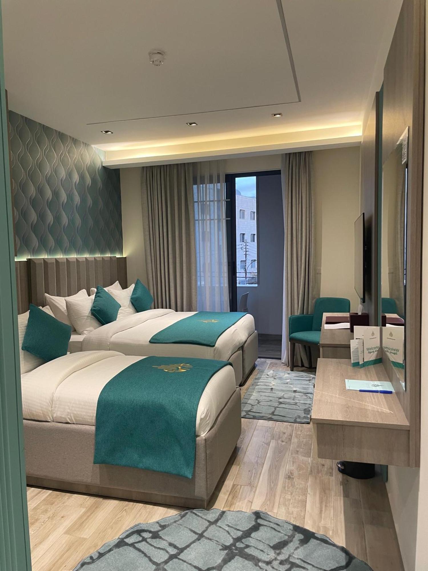 Отель Soho Midtown Ash Shumaysani Экстерьер фото
