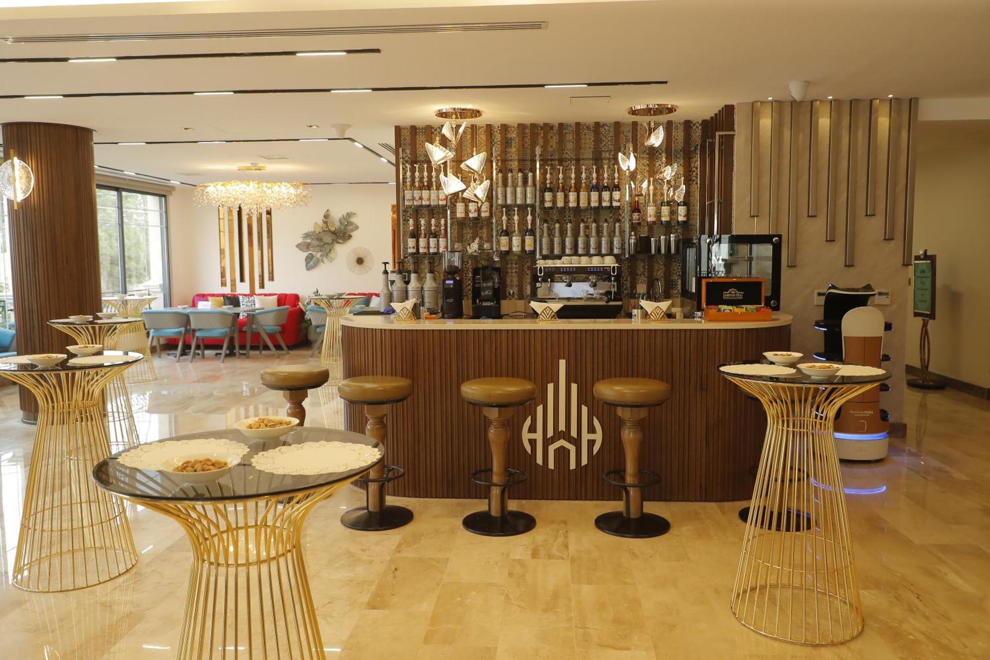Отель Soho Midtown Ash Shumaysani Экстерьер фото