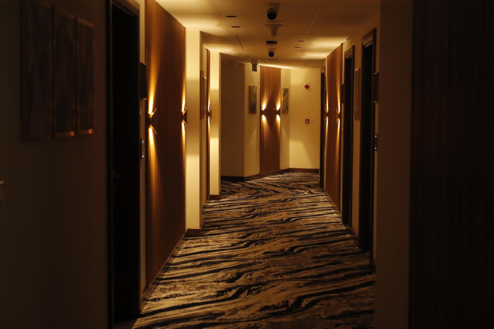 Отель Soho Midtown Ash Shumaysani Экстерьер фото